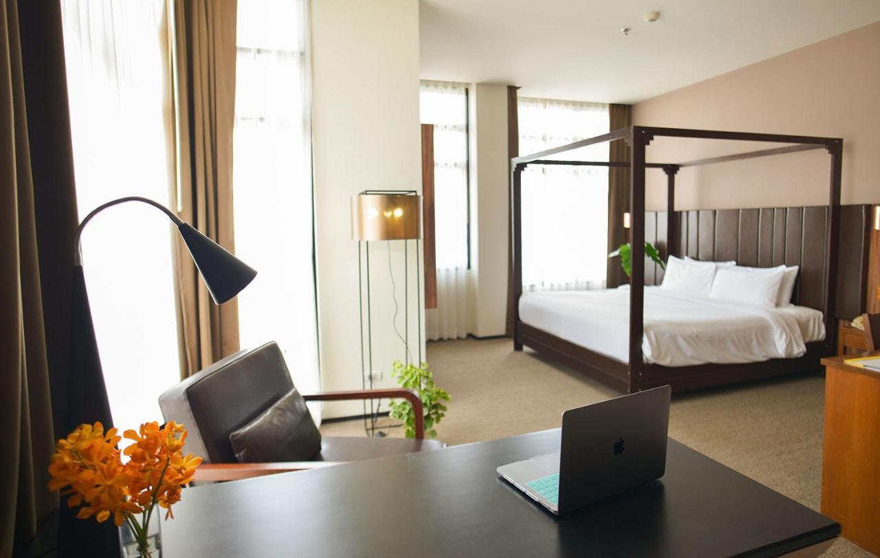 Grand Howard Hotel Bangkok Exterior foto