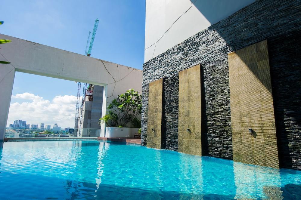 Grand Howard Hotel Bangkok Exterior foto