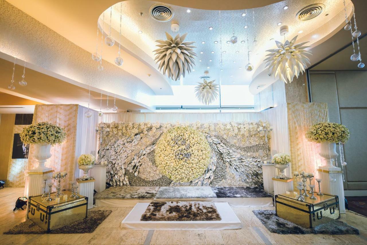 Grand Howard Hotel Bangkok Exterior foto